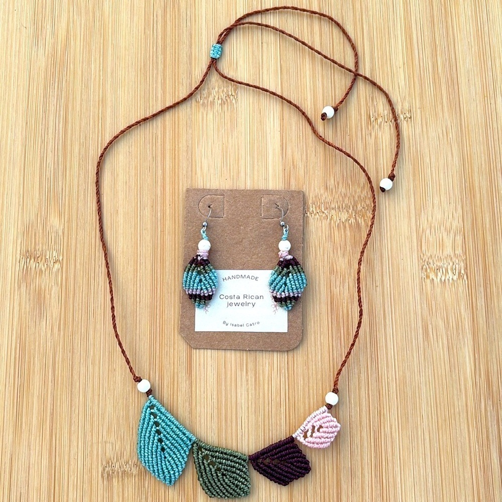 Brand New Handmade Costa Rican Adjustable Length Necklace & Earrings Set Colored